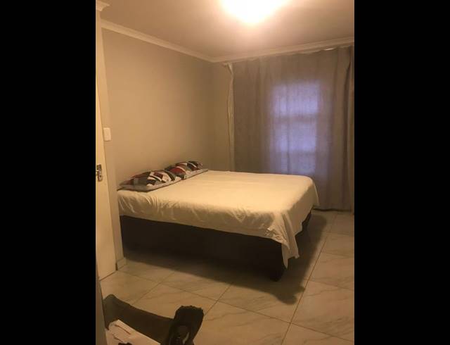 3 BEDROOM HOUSE FOR SALE IN CRYSTAL PARK